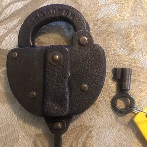 Antique Reading Railroad slide lock and key circa 1930 cast iron Americana